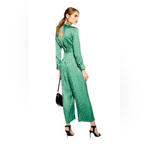 Topshop Jade Green Wide Leg Jumpsuit Tie Neck Long Sleeve Women’s Size 6